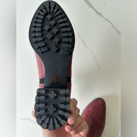 Madewell | The Kathleen lugsole boot size 7 women’s leather boot - Picture 10 of 13